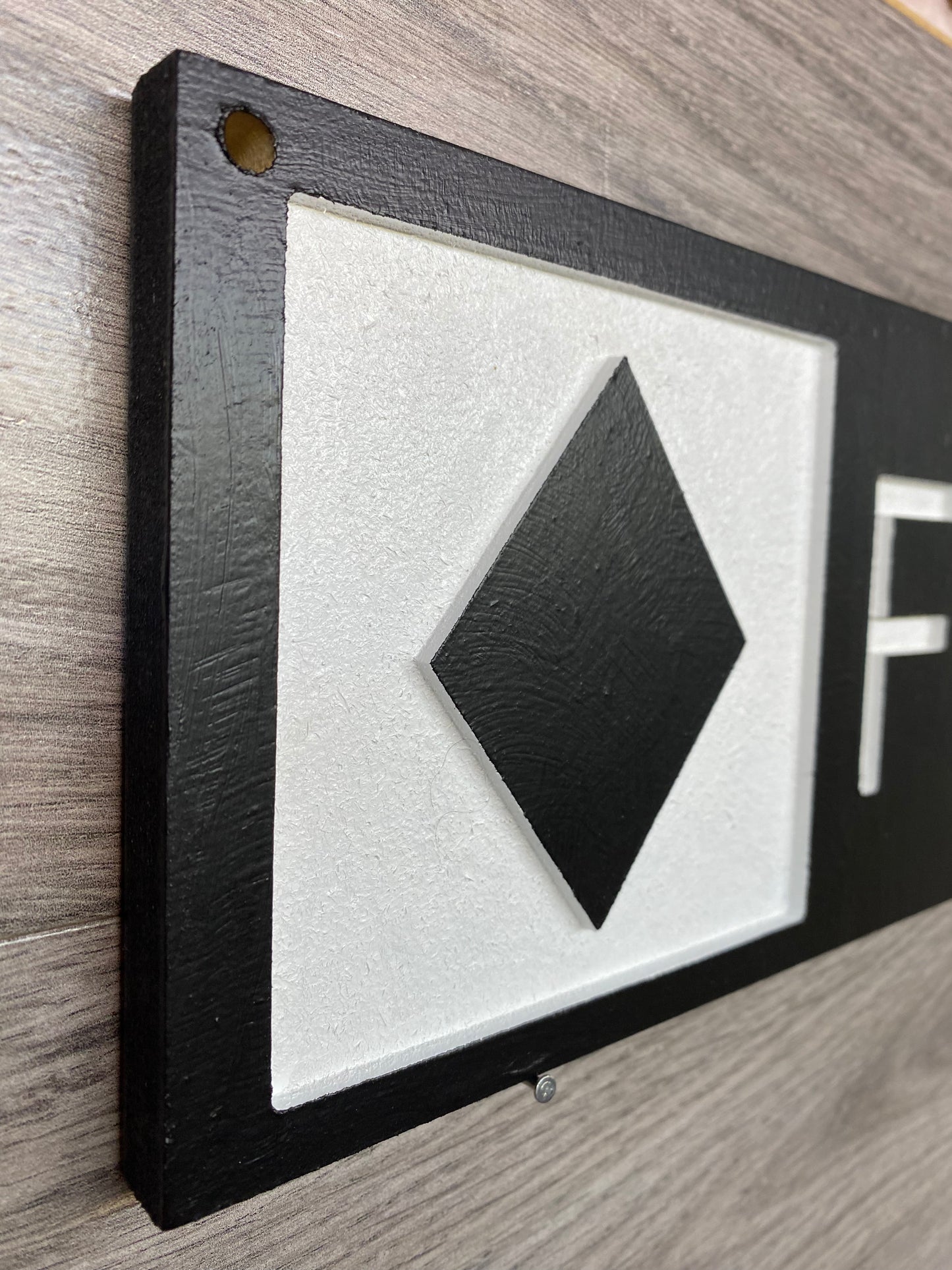 Front Lawn Ski Run Sign